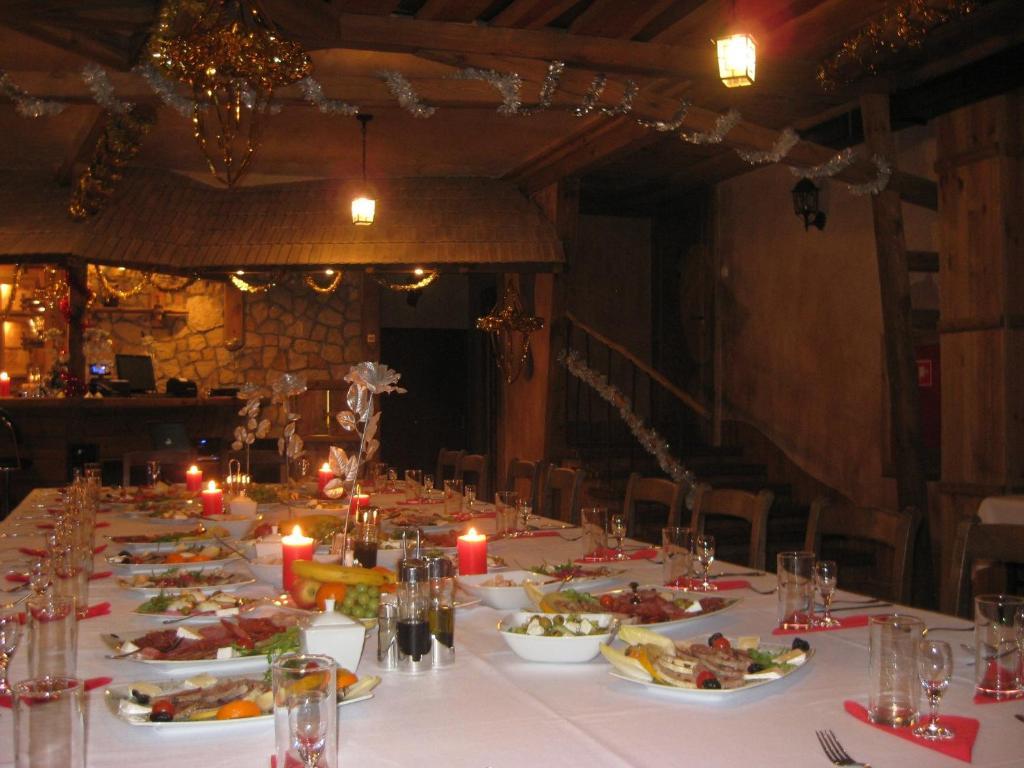Resort Piaseczno Rozpłucie 外观 照片