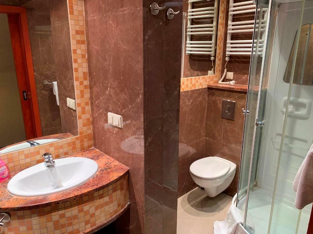 Resort Piaseczno Rozpłucie 外观 照片